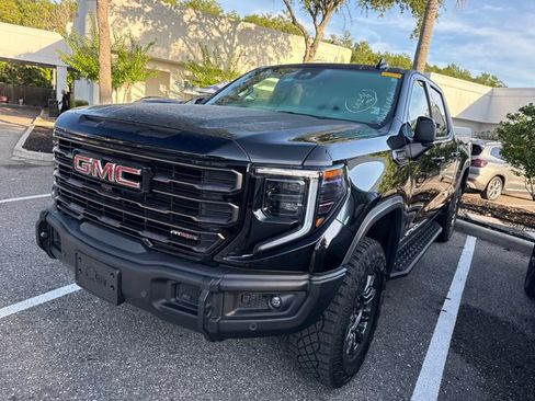 Used 2024 GMC Sierra 1500 AT4X AWD/4WD image 3
