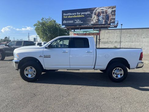 Used 2015 RAM 3500 SLT AWD/4WD image 6