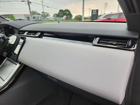 Certified 2026 Land Rover Range Rover Velar S AWD/4WD image 17