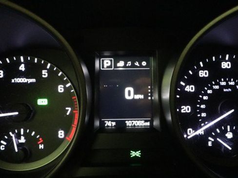 Used 2018 Hyundai Santa Fe Sport AWD/4WD image 19