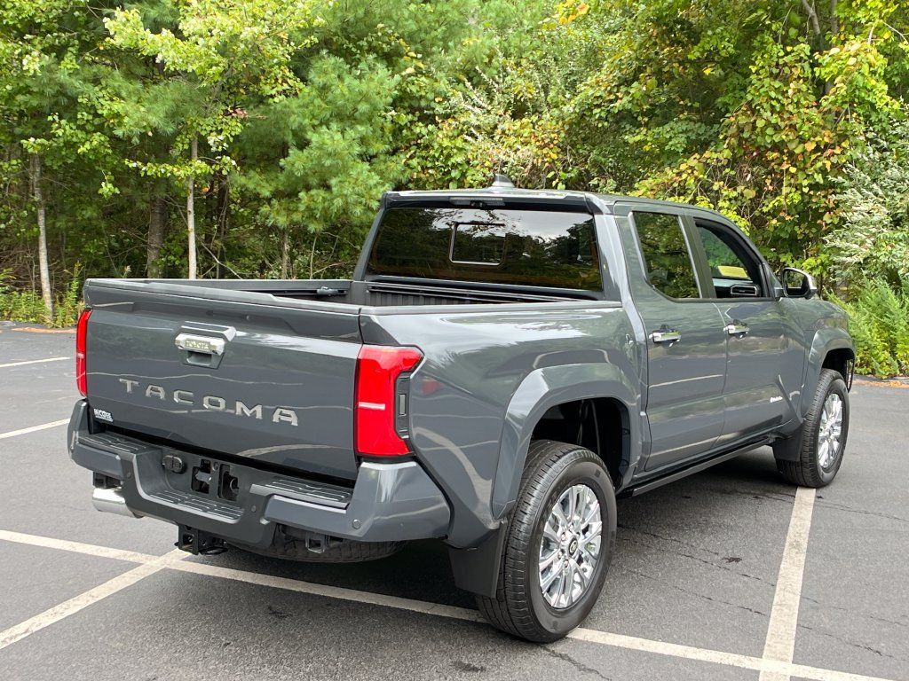 Certified 2024 Toyota Tacoma Limited w/ Limited Package (LT) AWD/4WD image 5