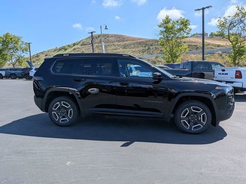 New 2026 Jeep Cherokee Limited AWD/4WD image 4