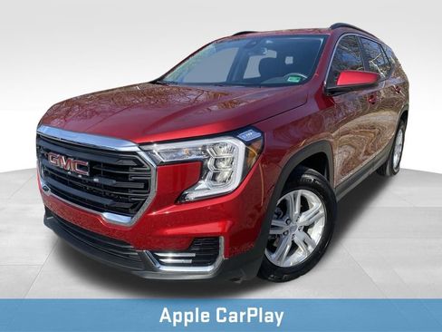 Used 2024 GMC Terrain SLE w/ Driver Convenience Package image 15