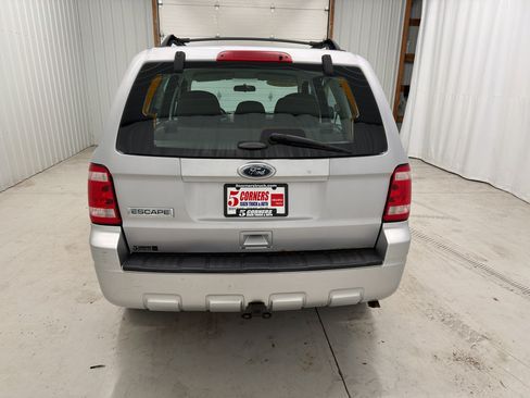 Used 2011 Ford Escape XLS w/ 102A Rapid Spec Order Code AWD/4WD image 6