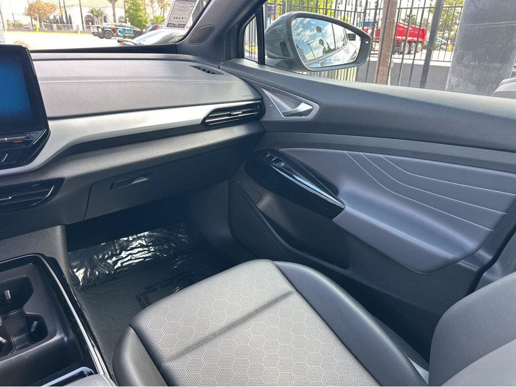 Used 2023 Volkswagen ID.4 Pro S RWD image 18