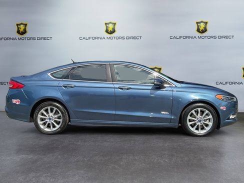 Used 2018 Ford Fusion Energi Platinum image 4