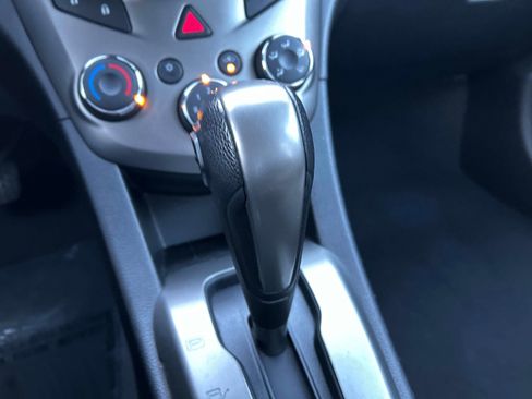 Used 2012 Chevrolet Sonic LS image 27