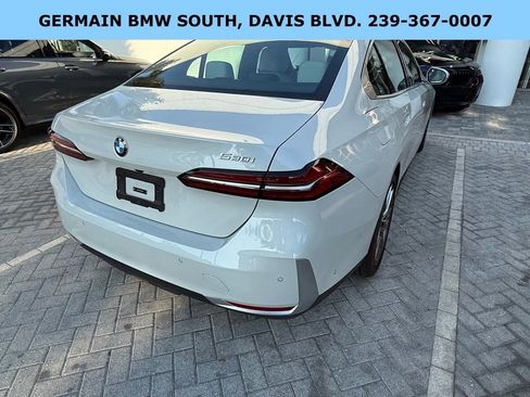 Certified 2024 BMW 530i w/ Premium Package image 8