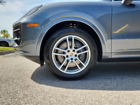 New 2026 Porsche Cayenne image 9