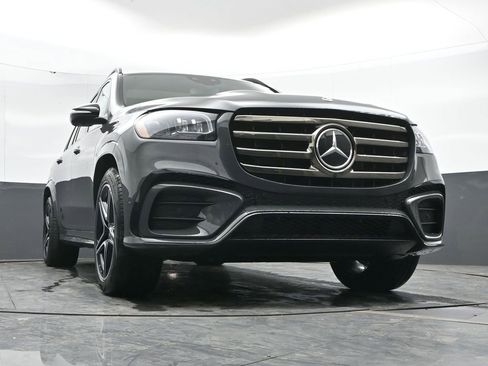 New 2026 Mercedes-Benz GLS 450 4MATIC image 39