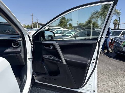 Used 2014 Toyota RAV4 XLE FWD image 16