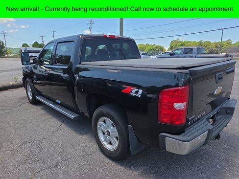 Used 2011 Chevrolet Silverado 1500 LT w/ All-Star Edition AWD/4WD image 6