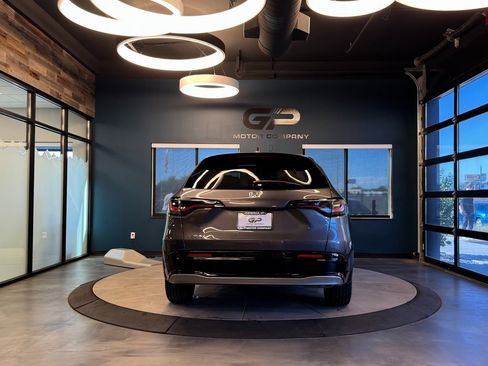 Used 2025 Honda HR-V EX-L image 4