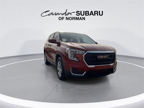 Used 2022 GMC Terrain SLE image 5