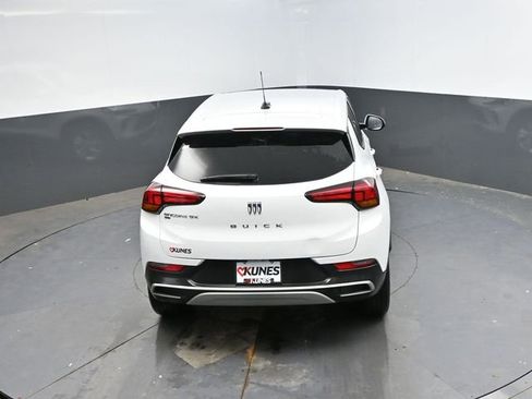 Used 2025 Buick Encore GX Preferred AWD/4WD image 40