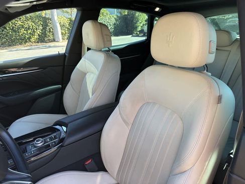 Used 2022 Maserati Levante GT image 27