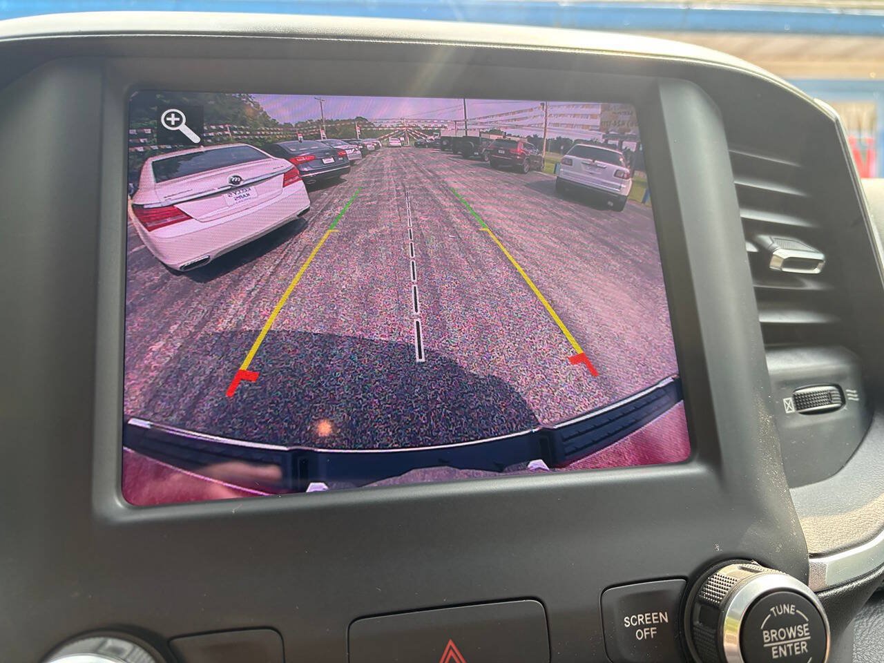 Used 2019 RAM 1500 Big Horn AWD/4WD image 17