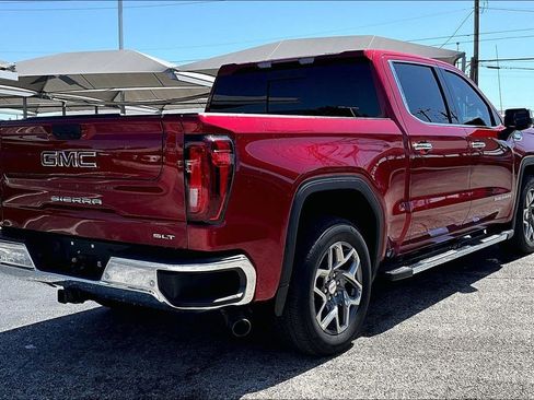 Used 2025 GMC Sierra 1500 SLT RWD image 8