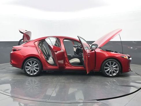 Used 2025 MAZDA MAZDA3 s image 32