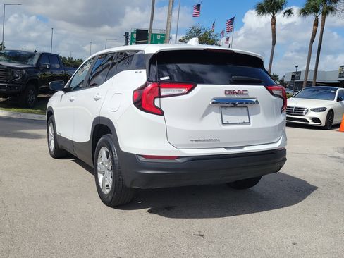Used 2023 GMC Terrain SLE image 7