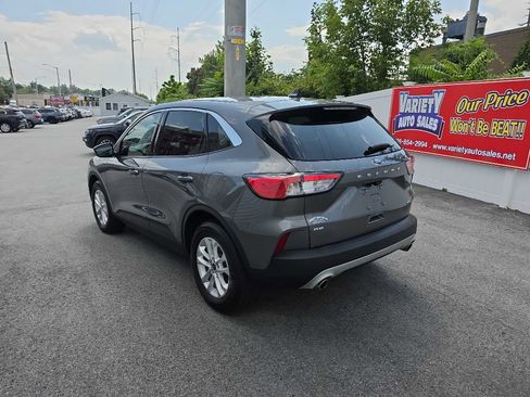 Used 2021 Ford Escape SE w/ Cold Weather Package AWD/4WD image 10