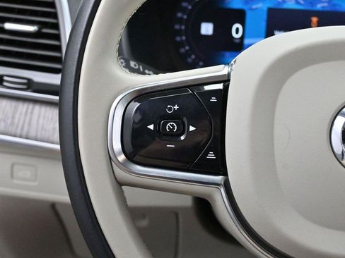 Used 2023 Volvo XC90 B6 Plus w/ Protection Package AWD/4WD image 18