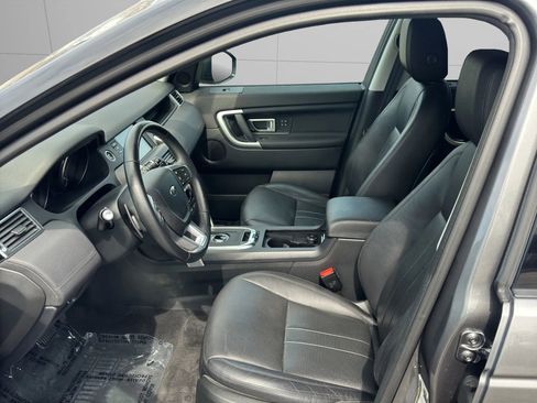Used 2018 Land Rover Discovery Sport HSE image 11