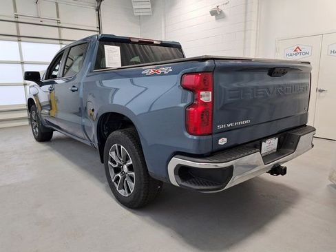 Used 2024 Chevrolet Silverado 1500 LT AWD/4WD image 7