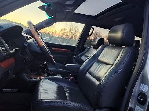 Used 2004 Lexus GX 470 image 9