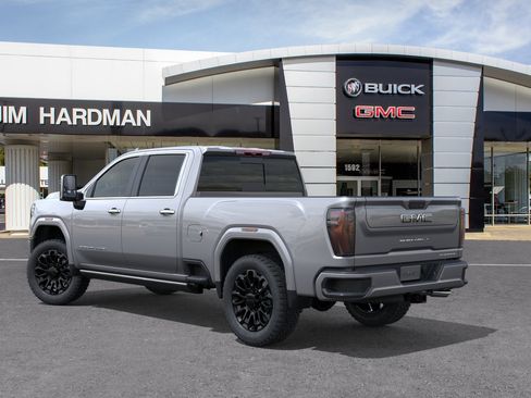 New 2026 GMC Sierra 2500 Denali w/ LPO, Black Badging Package AWD/4WD image 3