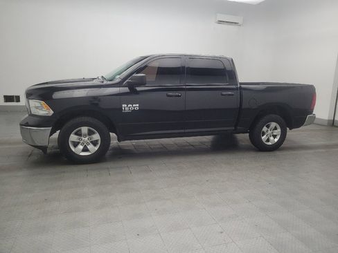Used 2021 RAM 1500 Classic SLT RWD image 2