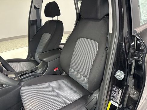 Used 2020 Hyundai Kona SE AWD/4WD image 12