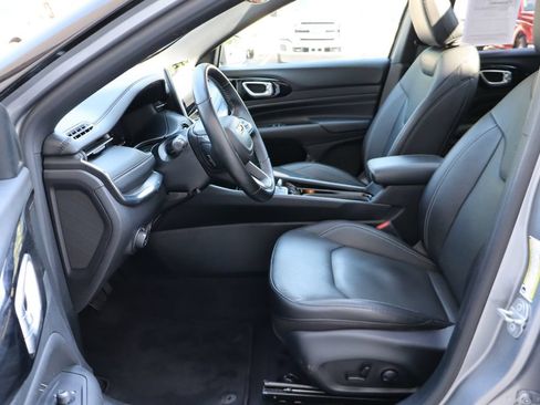 Used 2022 Jeep Compass High Altitude AWD/4WD image 20