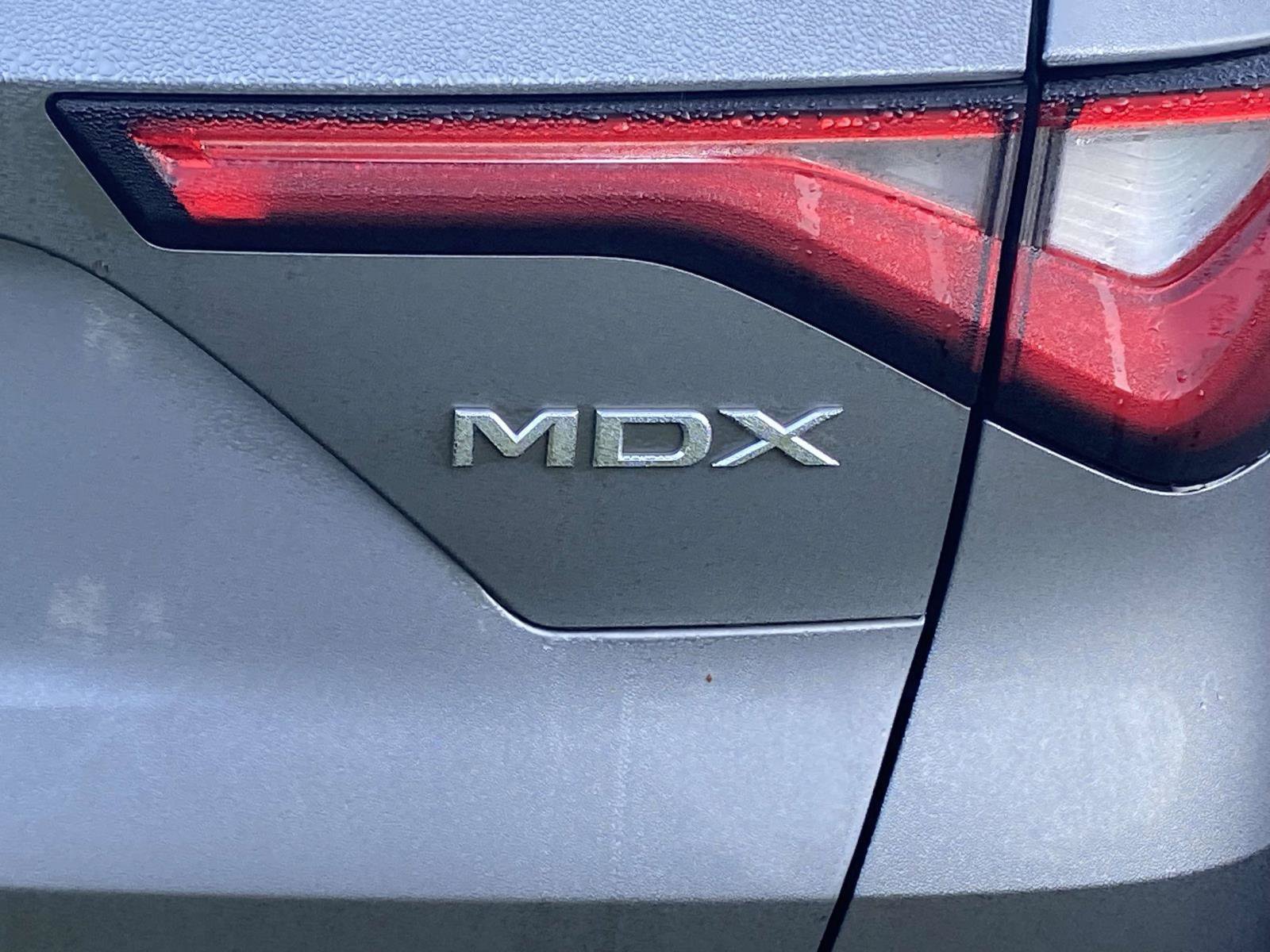 Used 2023 Acura MDX w/ Technology Package FWD image 11
