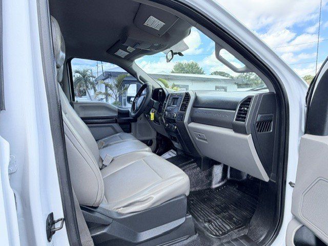 Used 2018 Ford F450 XL w/ Power Equipment Group RWD image 19