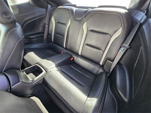 Used 2020 Chevrolet Camaro LT w/ RS Package image 28