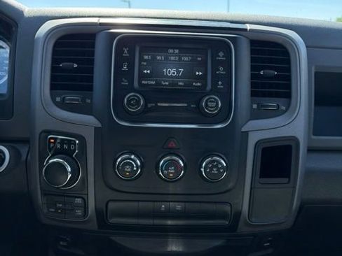 Used 2017 RAM 1500 Express w/ Black Ram 1500 Express Group AWD/4WD image 10