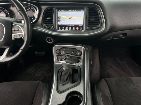 Used 2016 Dodge Challenger R/T Scat Pack w/ Leather Interior Group image 4