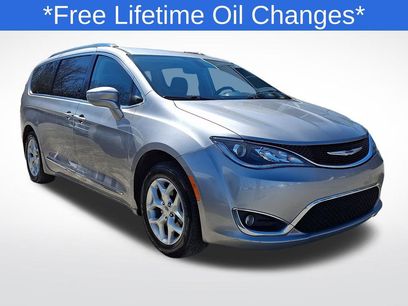 Used 2018 Chrysler Pacifica Touring-L Plus w/ Tire & Wheel Group
