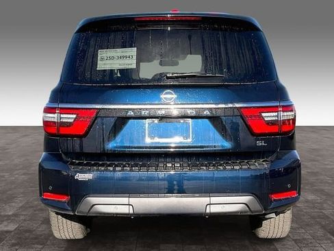 Used 2024 Nissan Armada SL w/ Captain's Chairs Package image 4