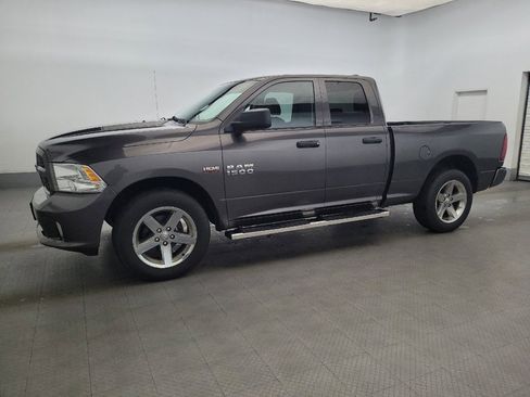 Used 2018 RAM 1500 Express AWD/4WD image 2