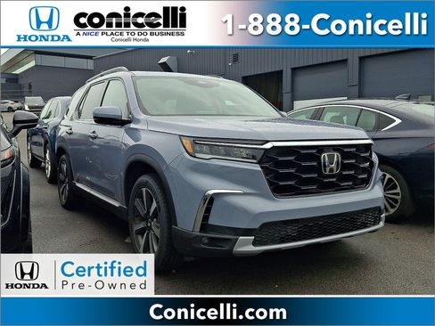 Used 2023 Honda Pilot Touring image 1