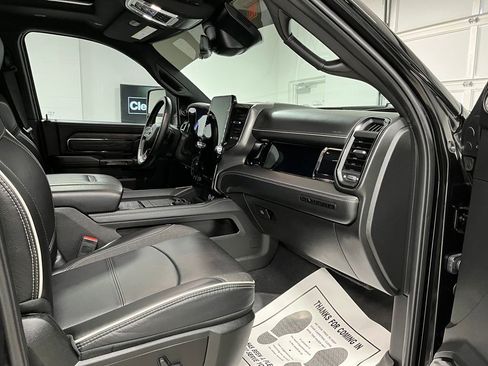 Used 2025 RAM 2500 Limited AWD/4WD image 56