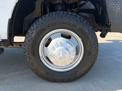 Used 2023 RAM 3500 Tradesman AWD/4WD image 9