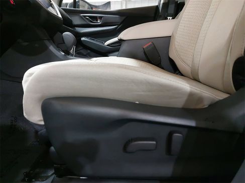 Certified 2025 Subaru Ascent Premium w/ Premium Package image 29