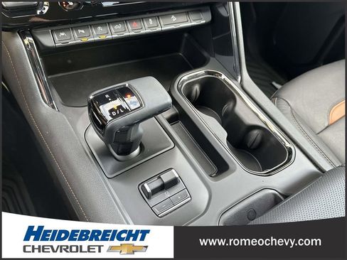 Certified 2023 GMC Sierra 1500 AT4 w/ AT4 Premium Package image 36