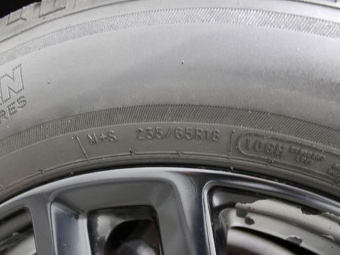 Used 2018 GMC Acadia SLT image 40