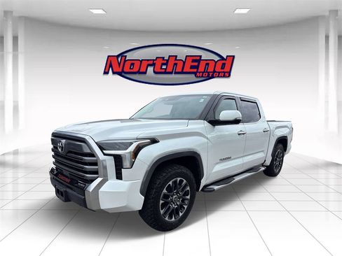 Used 2023 Toyota Tundra Limited w/ Power Package image 6