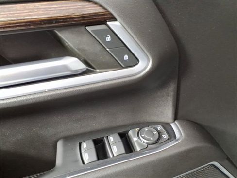 Used 2022 GMC Sierra 1500 Elevation image 15