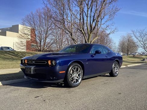 Used 2017 Dodge Challenger GT w/ GT Interior Package image 2